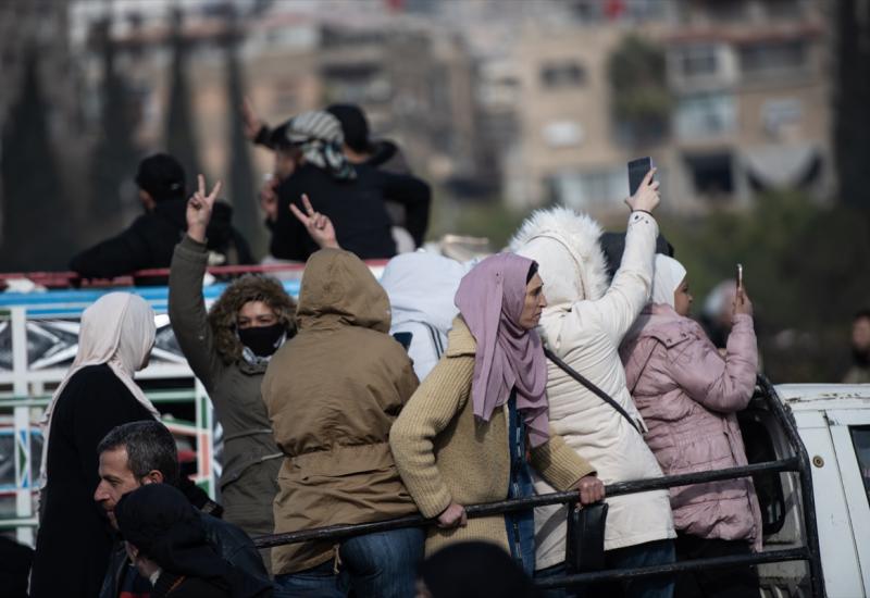 Sirijski islamistički pobunjenici srušili su režim diktatora Bašara al-Asada, koji je tijekom noći avionom pobjegao iz glavnog grada Damaska. - Reakcije iz svijeta na događanja u Siriji